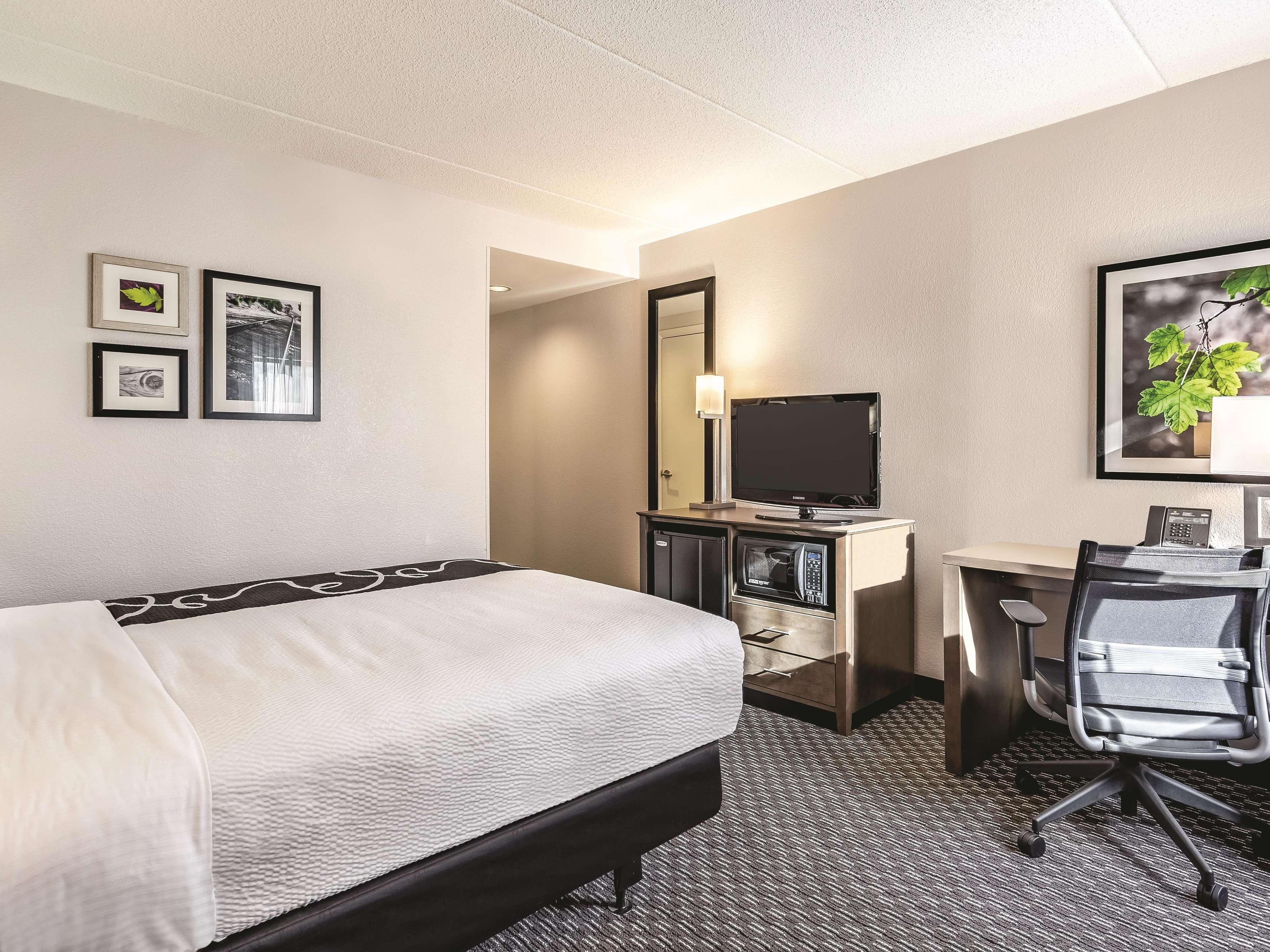 La Quinta By Wyndham Columbia / Fort Meade Jessup Bagian luar foto